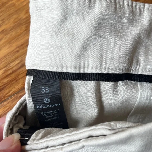 Lululemon Men's ABC Slim-Fit 5 Pocket Pant
Warpstreme - Picture 2 of 9